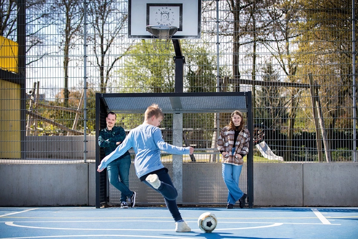 Fedde en zijn mentoren van De Ortolaan Roermond.