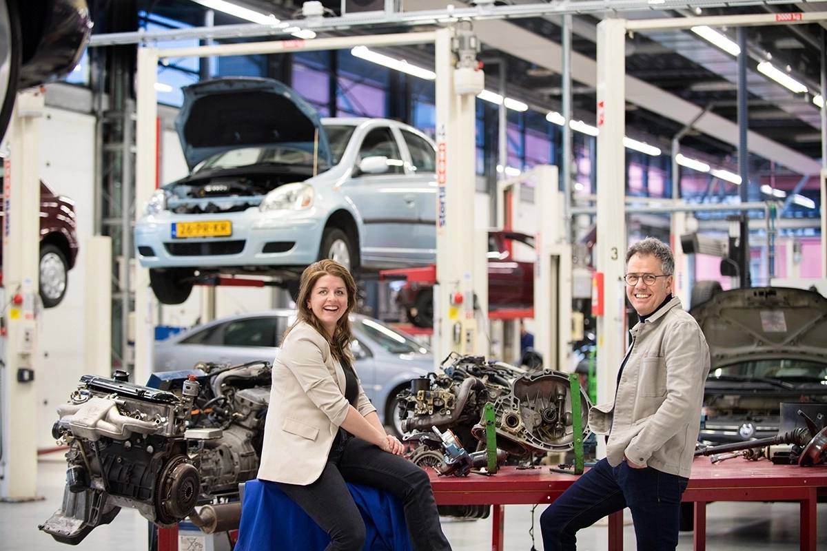 Maartje en Marcel in de praktijk bij Gilde Opleidingen